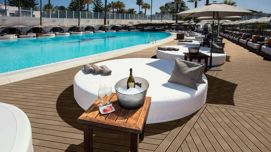 El Ocean Club de Marbella, el “chiringuito” de lujo donde Epicuro querría entrar