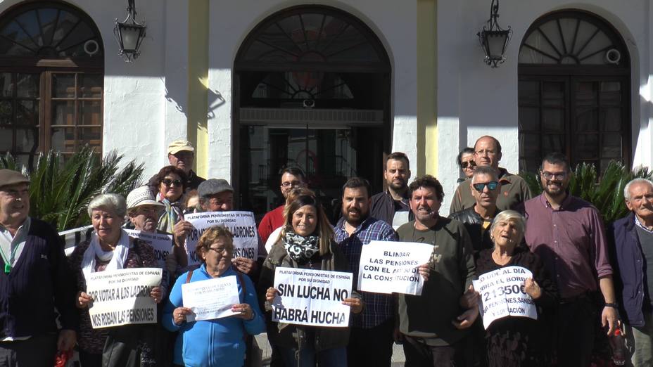Adelante Andalucía se compromete a incrementar las pensiones mínimas y no contributivas