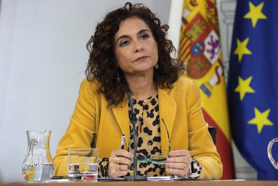 La ministra Montero advierte a los independentistas: No van a encontrar resguardo en el Gobierno