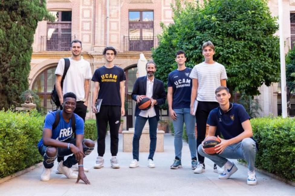ctv-69l-cantera-baloncesto-ucam-cb-universidad-alumnos-2020-equipo-de-baloncesto-1
