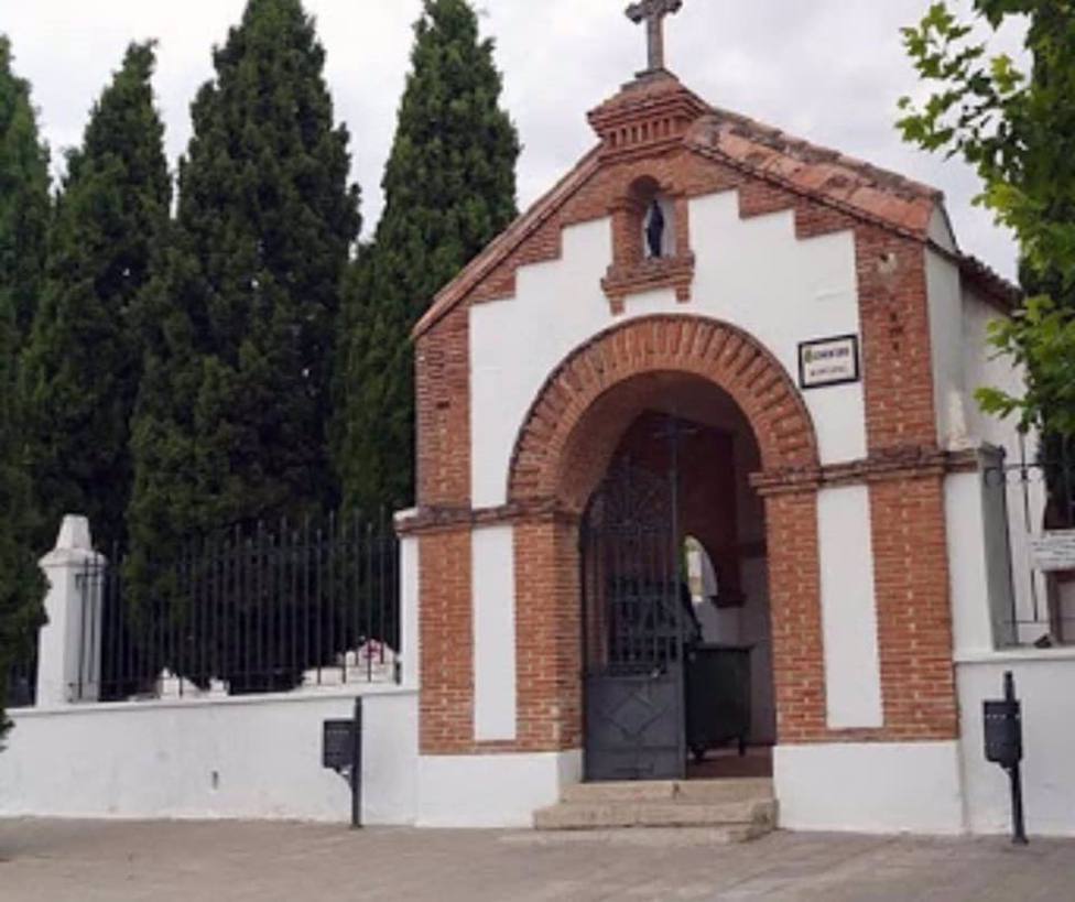 Sucesos.- Asaltan el cementerio de Cabanillas del Campo y roban cruces y ornamentos de varias lÃ¡pidas