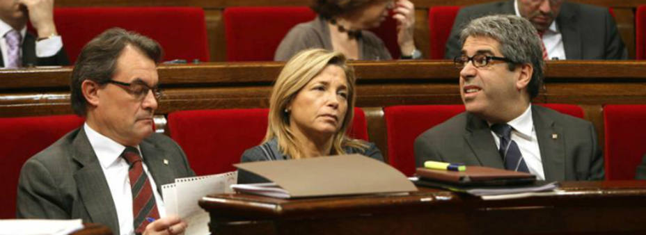 Artur Mas, Joana Ortega y Francesc Homs durante la sesión del debate. EFE