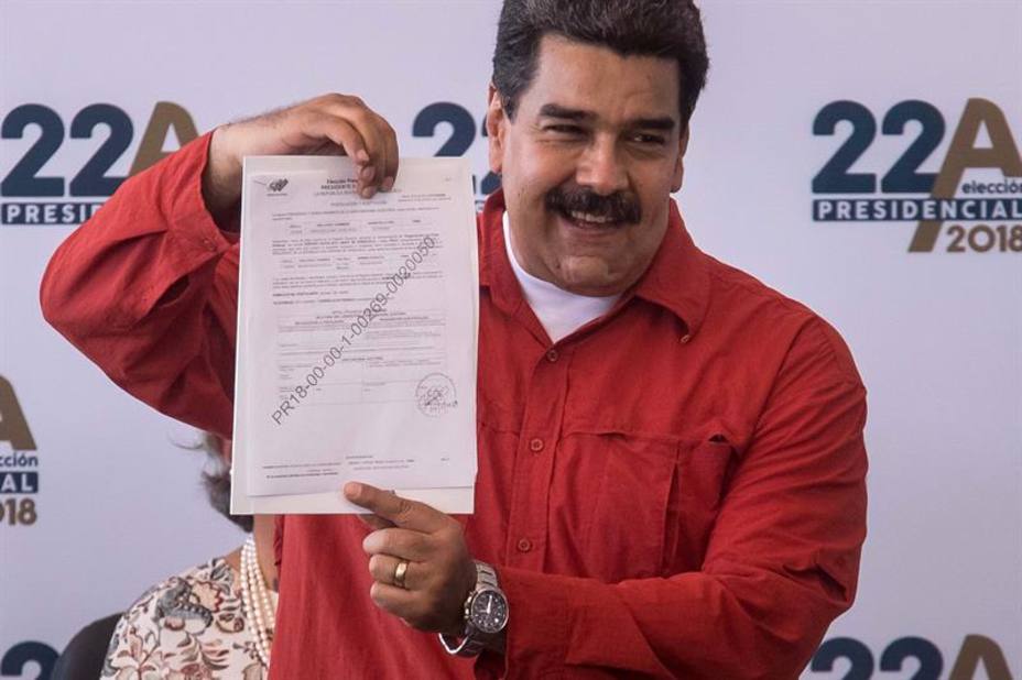 El chavismo retrasa las presidenciales a la segunda quincena de mayo