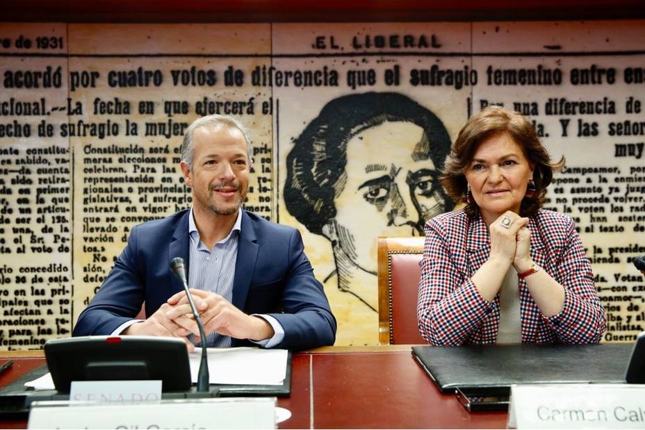 Gil (PSOE) vuelve a pedir la dimisión de Cosidó como portavoz y senador: Es una ofensa al Poder Judicial