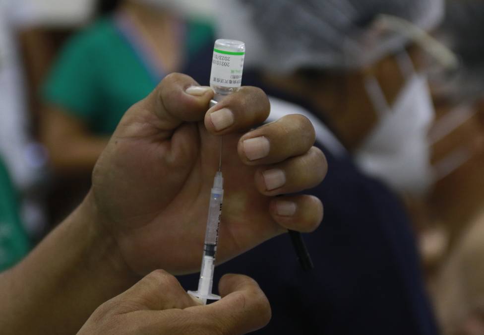 Dos enfermeras entran en prisión en Bolivia por robar 500 vacunas de la covid-19