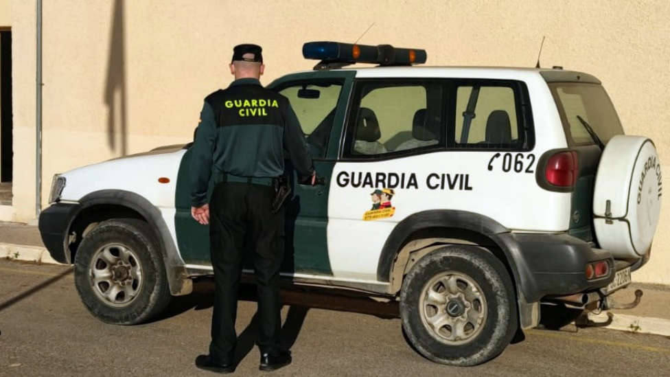 La Guardia Civil detiene a un empresario alicantino por varias estafas en Almería