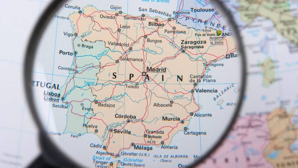 El mapa de los trenes en España y Portugal que arrasa en Twitter: Extremadura, incluida