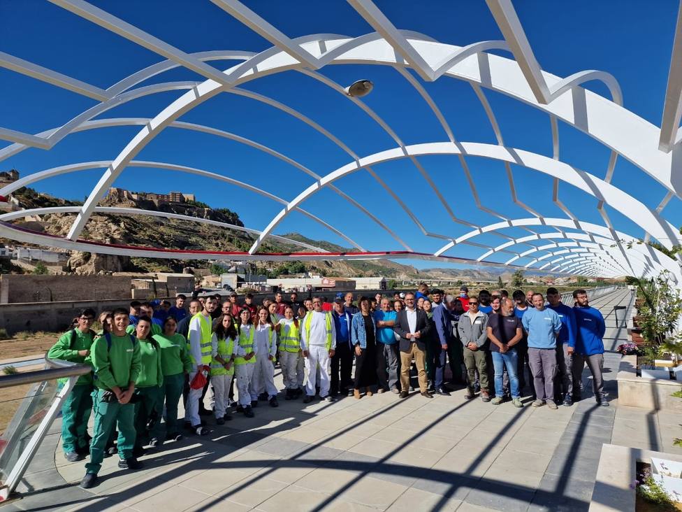 El Ayuntamiento de Lorca culmina los trabajos de acondicionamiento de la Pasarela Alcalde Miguel Navarro