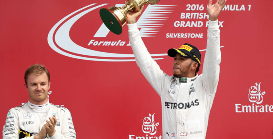 Rosberg y Hamilton trasladan su pulso a Hungría (Reuters)
