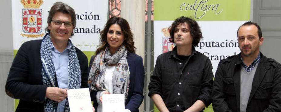 José Torrente, diputado de Cultura, presenta la obra ganadora
