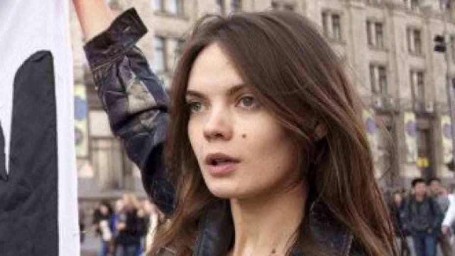 La fundadora de Femen se quita la vida tras dejar una nota: Sois todos unos falsos