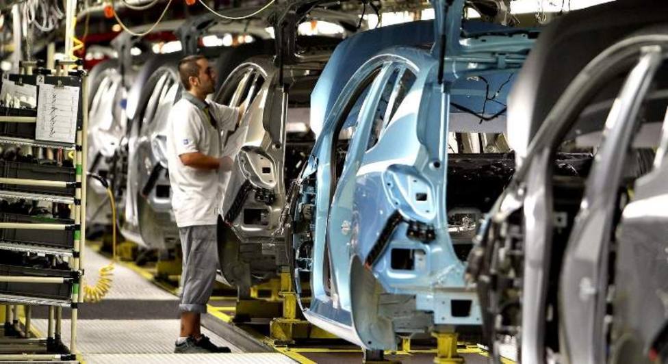 Los fabricantes de coches avisan de que un Brexit sin pacto podría elevar los precios
