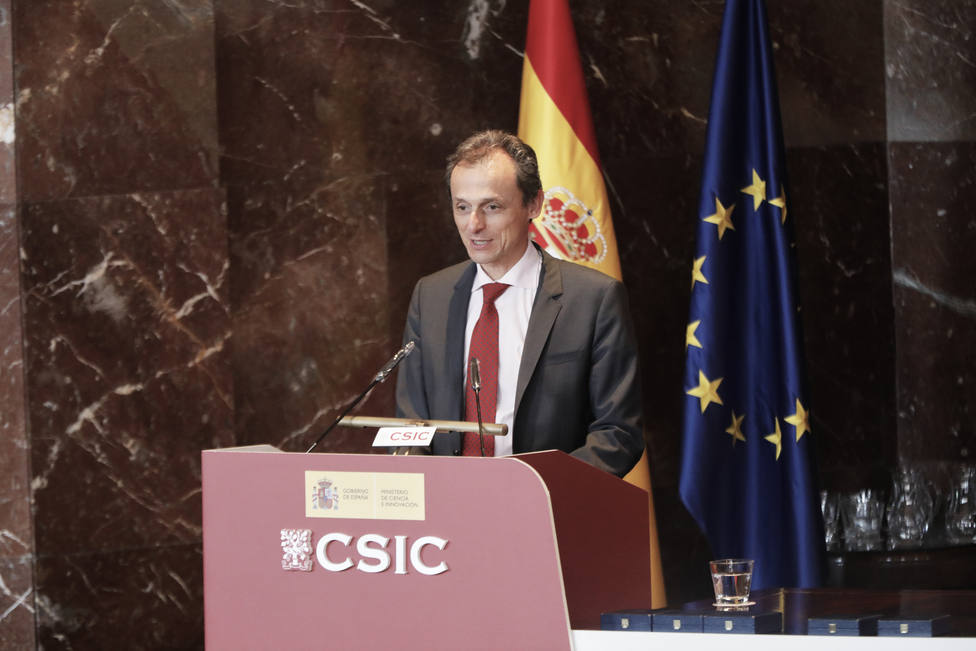 El ministro Duque muestra su orgullo por la contribución de España en la misión en busca de vida de Marte