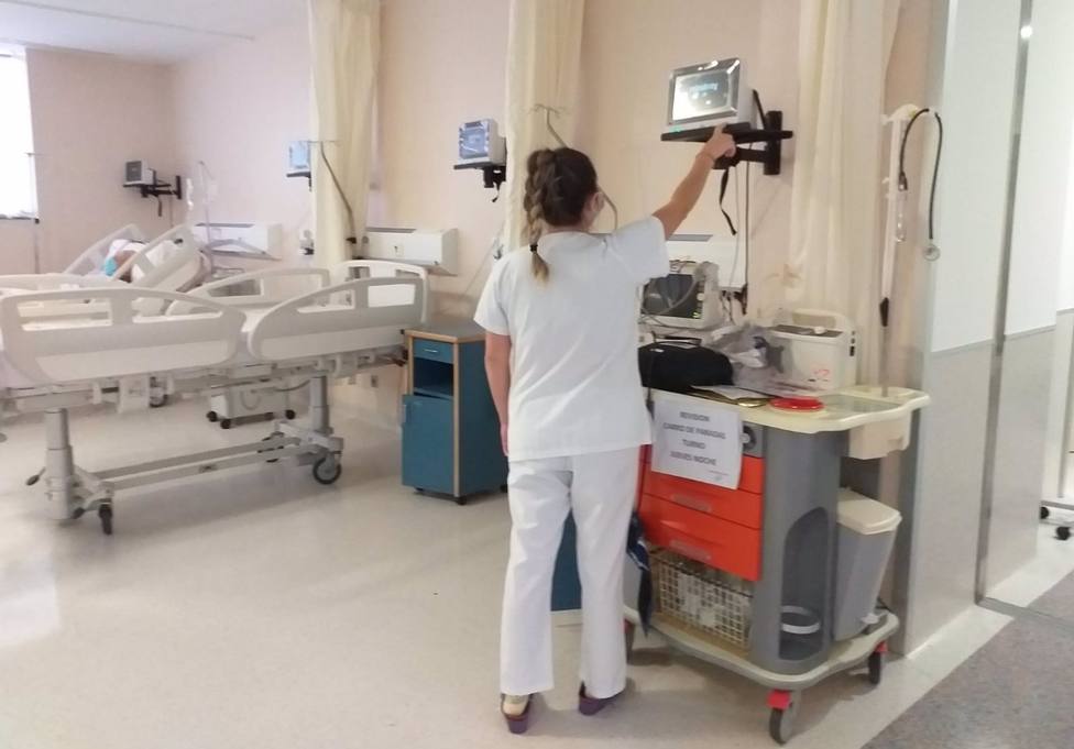 Monitores en la Unidad de Preingrso del Servicio de Urgencias del Hospital de Santa LucÃ­a cuyo objetivo es recoger, mostrar y registrar los parÃ¡metros fisiolÃ³gicos del paciente
