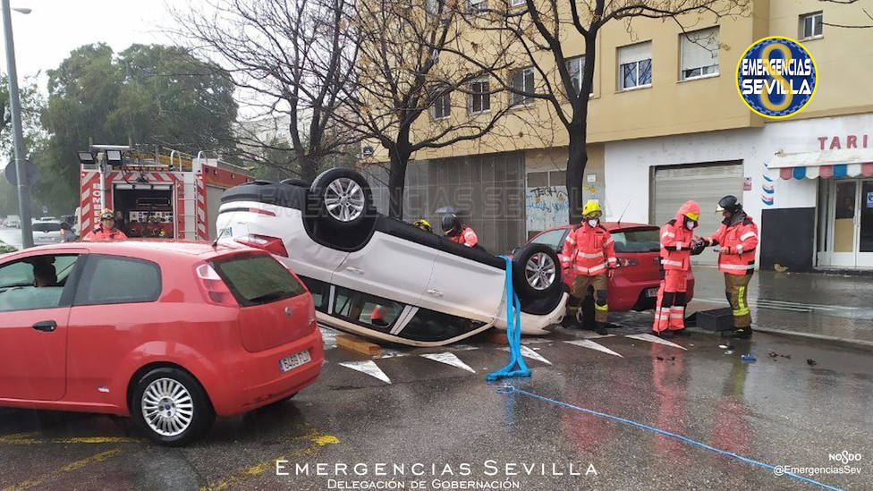 Detenido en Sevilla tras robar un coche, conducirlo sin carné y sextuplicando la tasa de alcoholemia