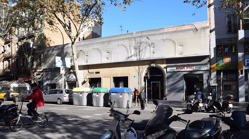 El juez aplazÃ³ el desahucio del GimnÃ s Sant Pau de Barcelona para garantizar duchas y comida