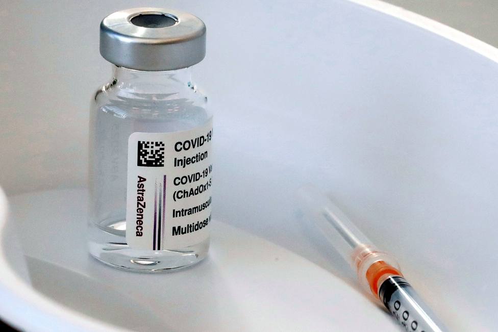 ¿Por qué la vacuna de AstraZeneca provoca trombos?: Se comienza a dilucidar