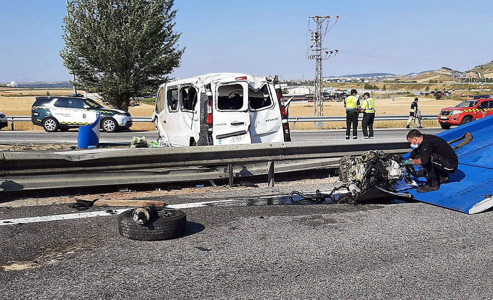 Un fallecido y tres heridos en un accidente de tráfico en la AP-1 en Orbaneja Riopico (Burgos)