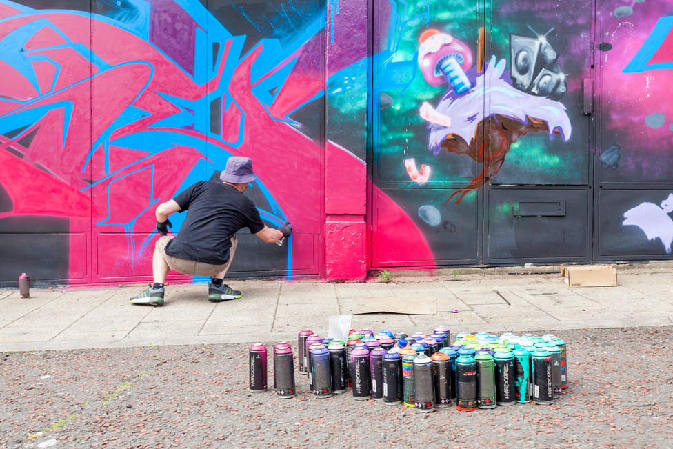 La venganza viral del dueño de una tienda al encontrarse un grafiti, en lo mejor de Herrera en COPE