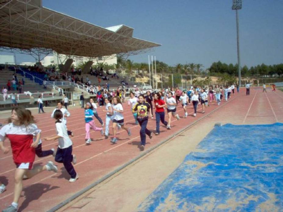 Unos 97.000 alumnos han participado en el programa de Actividad Física y Deporte en Edad Escolar