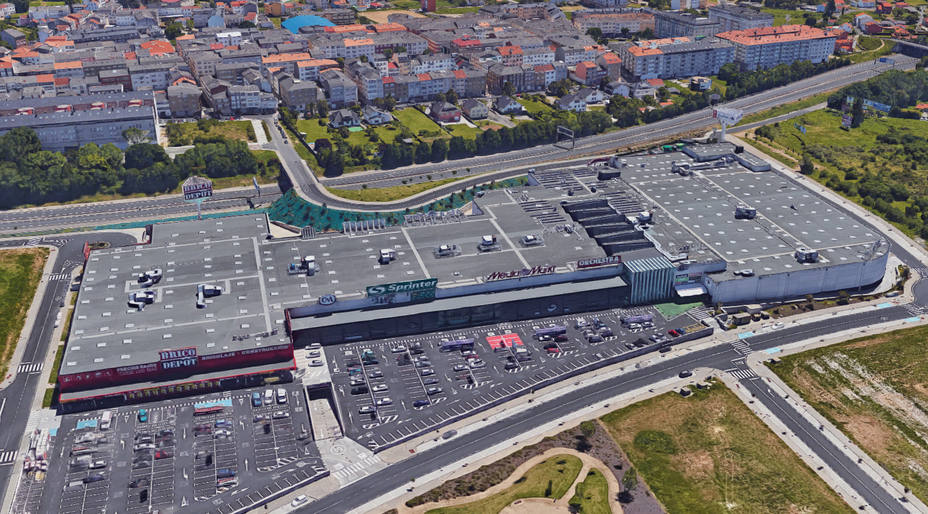 Vista aérea del centro comercial Parque Ferrol