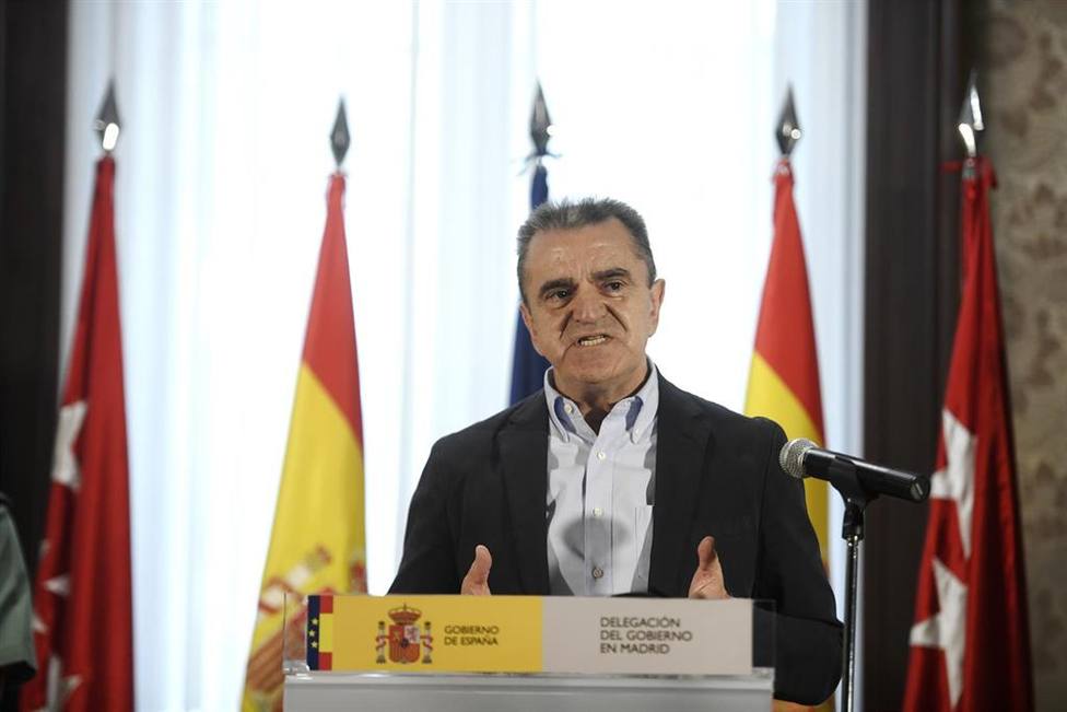 La Asamblea reprueba al delegado del Gobierno en Madrid y pide su cese inmediato