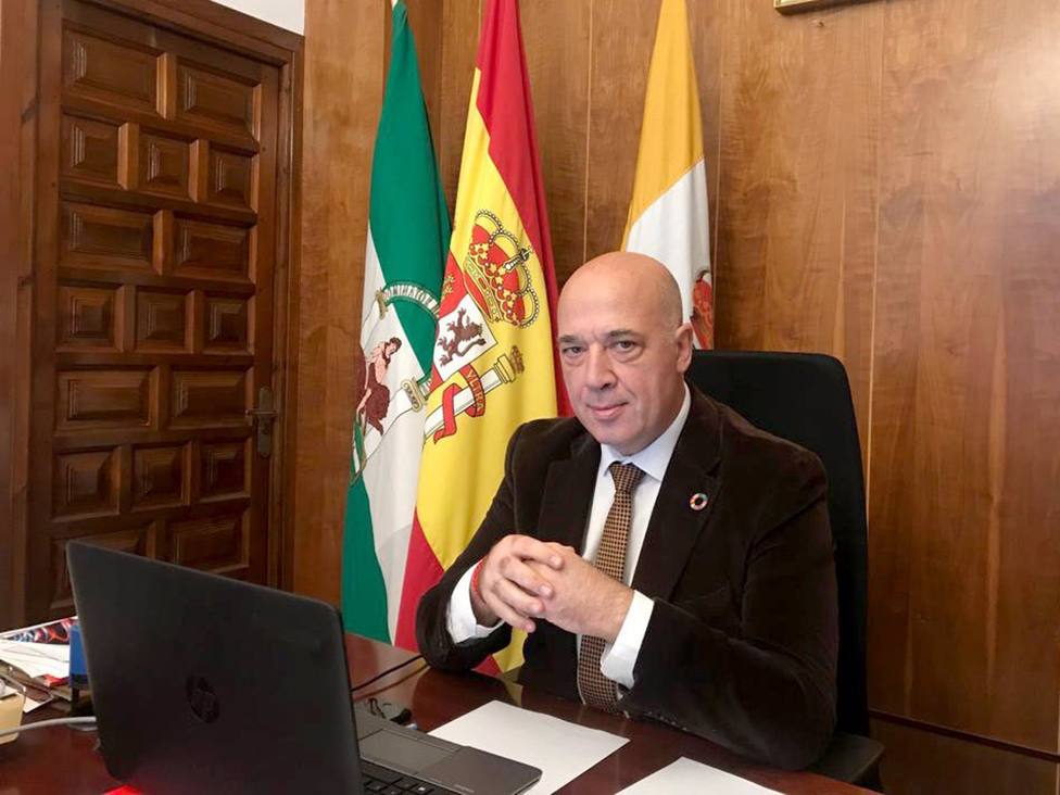 El Pleno de la Diputación aprueba el proyecto piloto Aldeas digitales con Fuente Obejuna e Iznájar