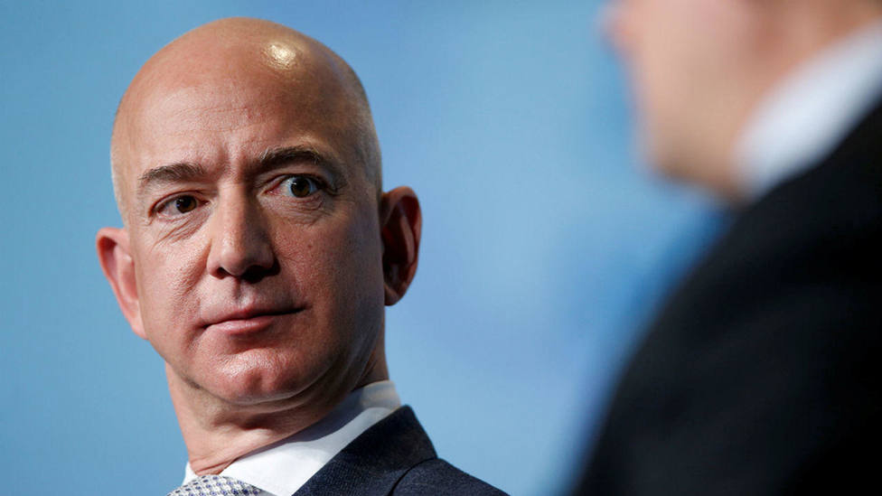 Esto es lo que cobra por segundo el dueño de Amazon, Jeff Bezos, el hombre más rico del mundo