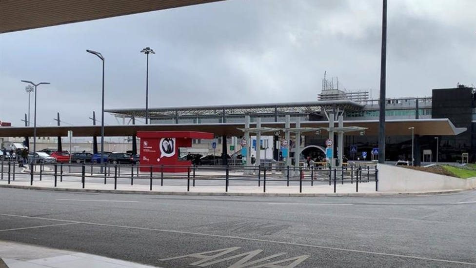 Una avería en un avión privado bloquea los vuelos en el aeropuerto de Lisboa