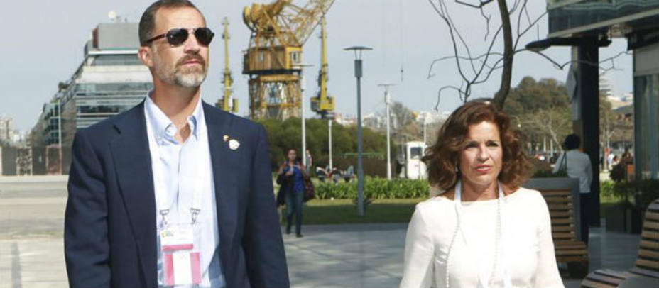 El Príncipe de Asturias con Ana Botella en Buenos Aires. EFE