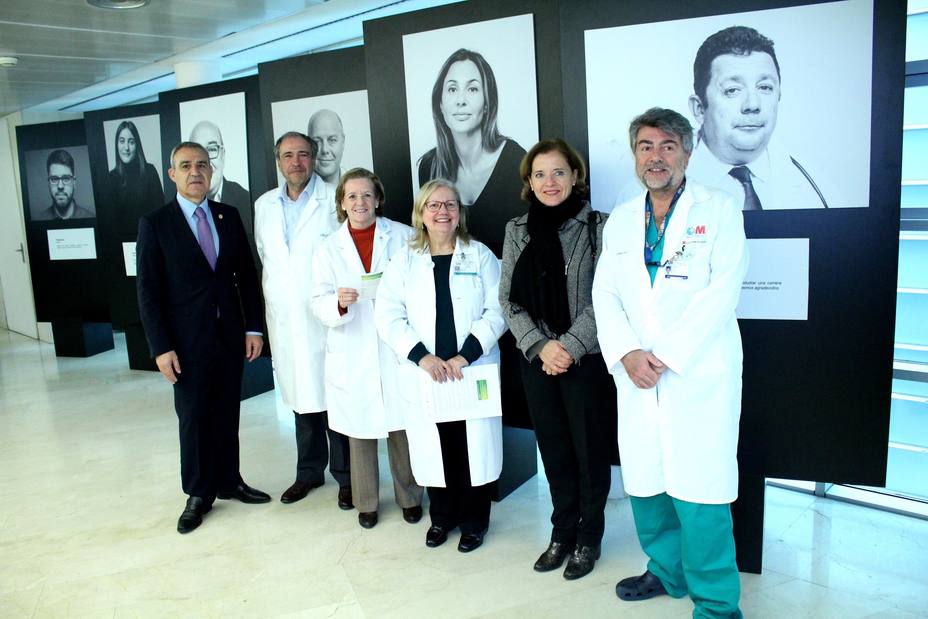 El Hospital Gregorio Marañón acoge la exposición fotográfica Quién ayuda al que ayuda