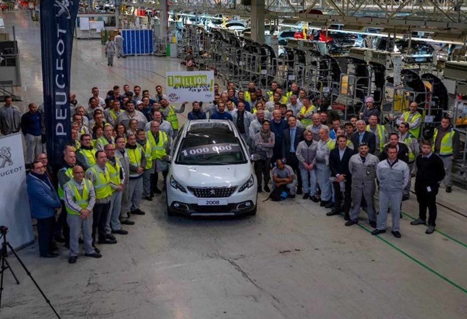Peugeot alcanza una producción de un millón de unidades del 2008 en Mulhouse (Francia)