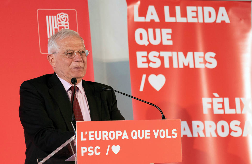 Borrell califica de “totalitario” el veto a Iceta como senador
