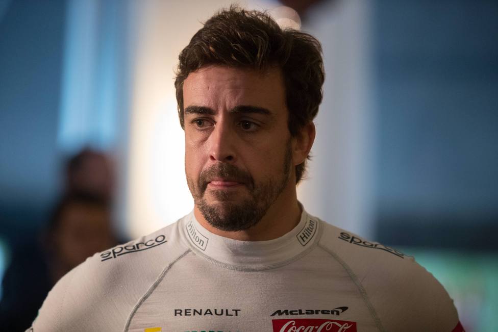 Fernando Alonso meet and greet in Sao Paulo