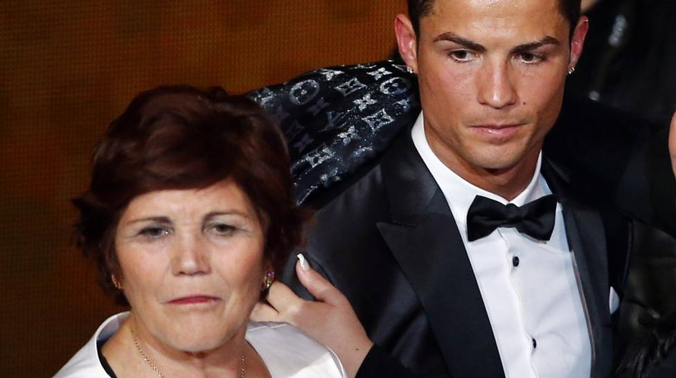 El complicado momento que vive Cristiano Ronaldo por la salud de su madre: Pedimos privacidad