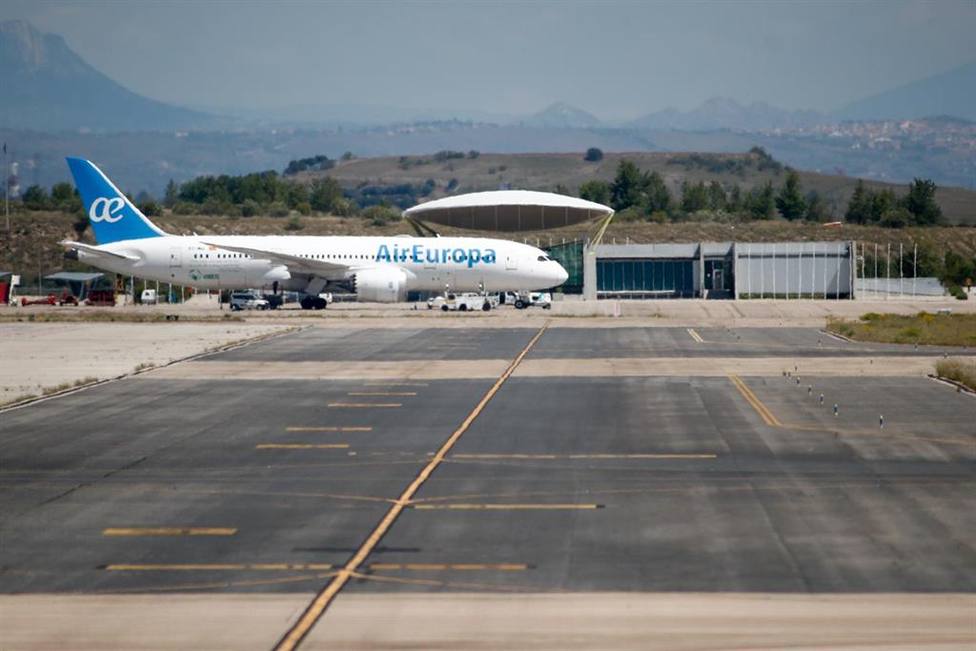 Un pasajero obliga a desviar un vuelo al aeropuerto de Málaga al negarse a usar mascarilla