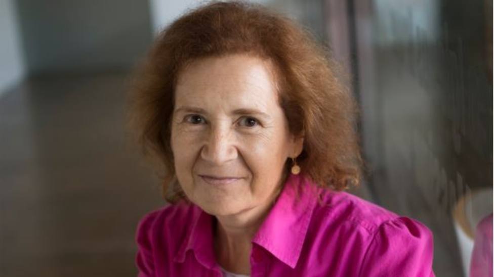La viróloga Margarita del Val participa en el ciclo CIeNZA de la Biblioteca Regional