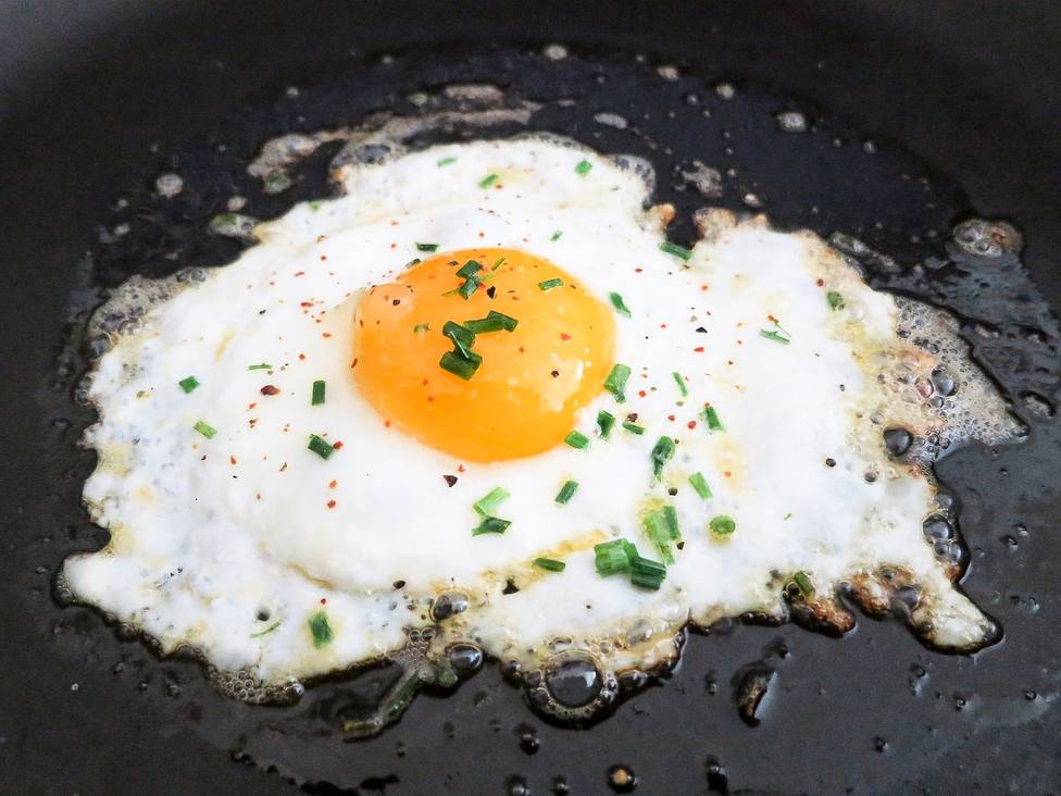 Este es el truco que debes conocer para que los huevos fritos queden perfectos