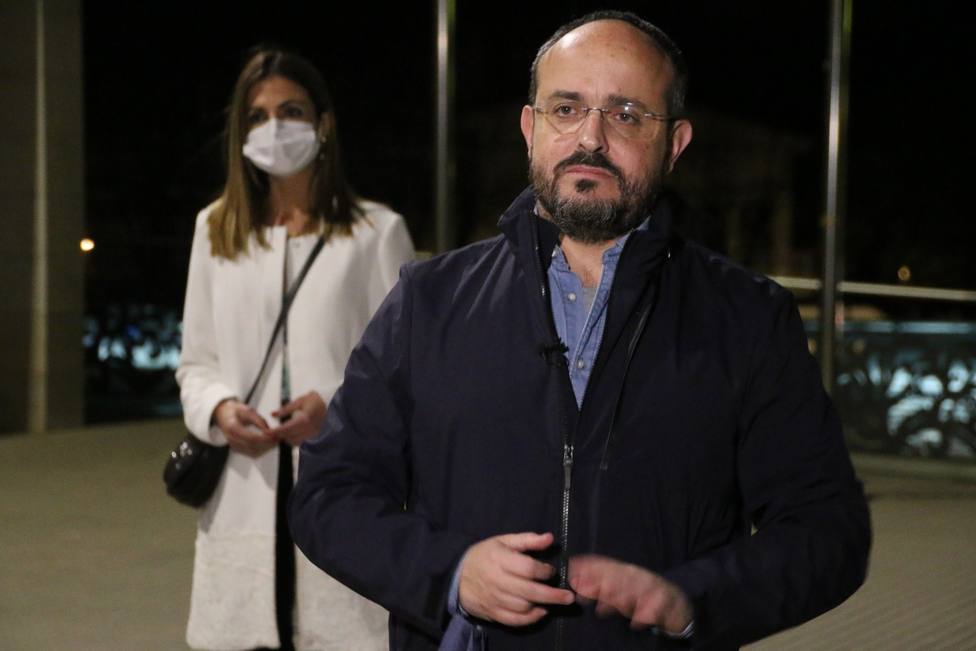 Fernández (PP) pide al Govern que llame a la participación de todos los catalanes