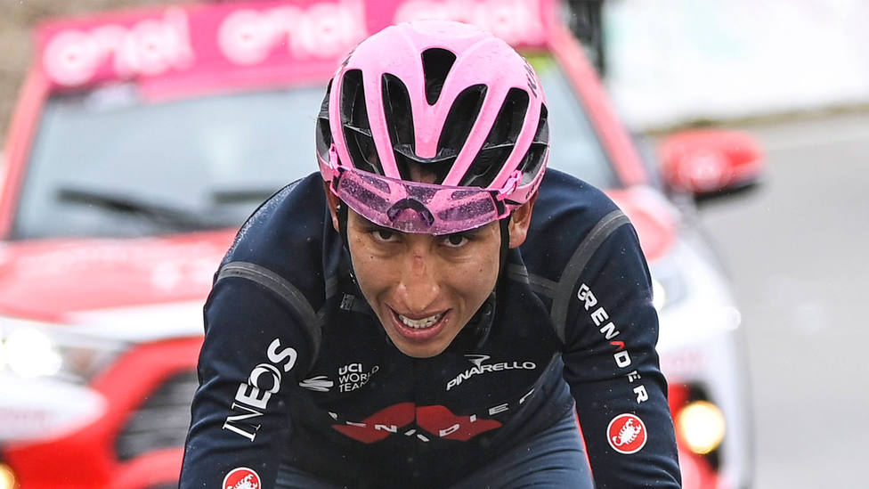 Egan Bernal, durante una de las etapas del Giro 2021. CORDONPRESS