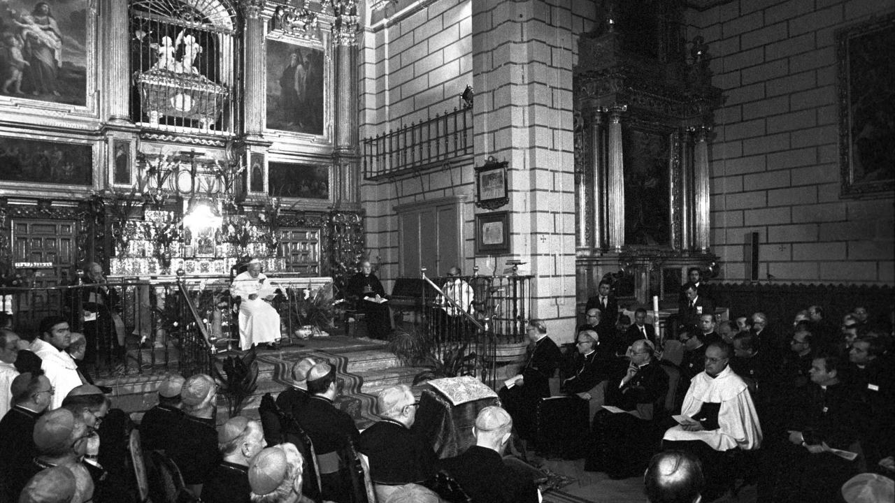 Discurso del Papa Juan Pablo II a los profesores de teología de la Universidad Pontificia de Salamanca
