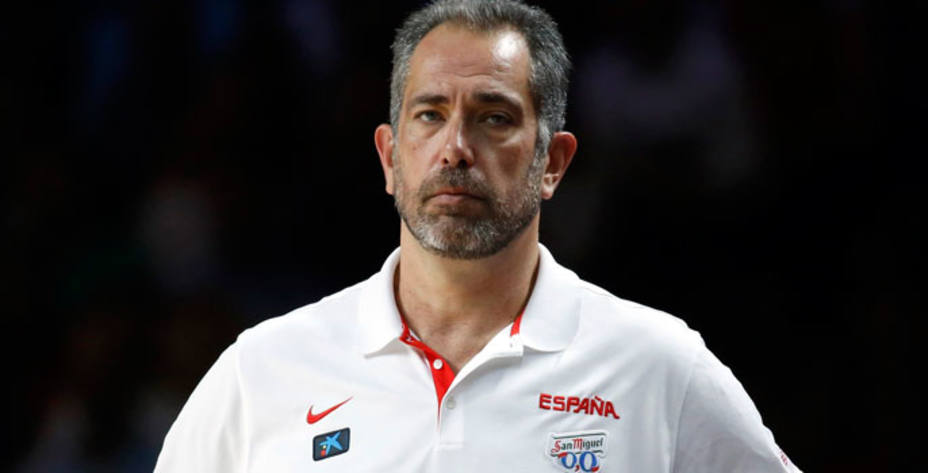 Juan Antonio Orenga continuará al frente del combinado nacional de baloncesto. Reuters.