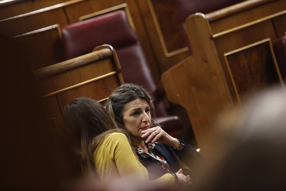 En Marea acusa a PSOE y PDeCAT de pactar una reforma laboral inconstitucional que empeora la del PP