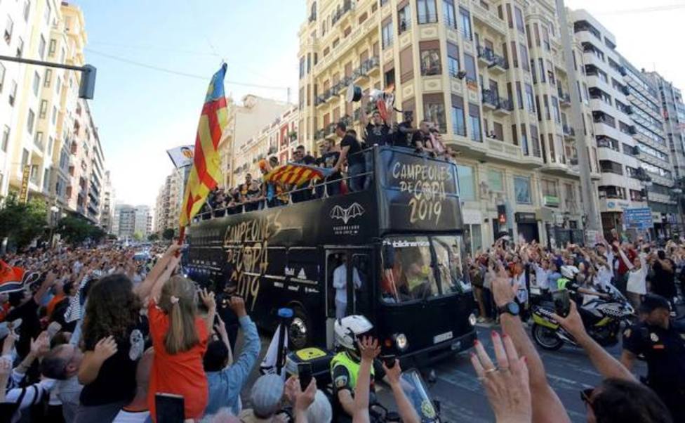 El Valencia pone fin a sus celebraciones por la Copa