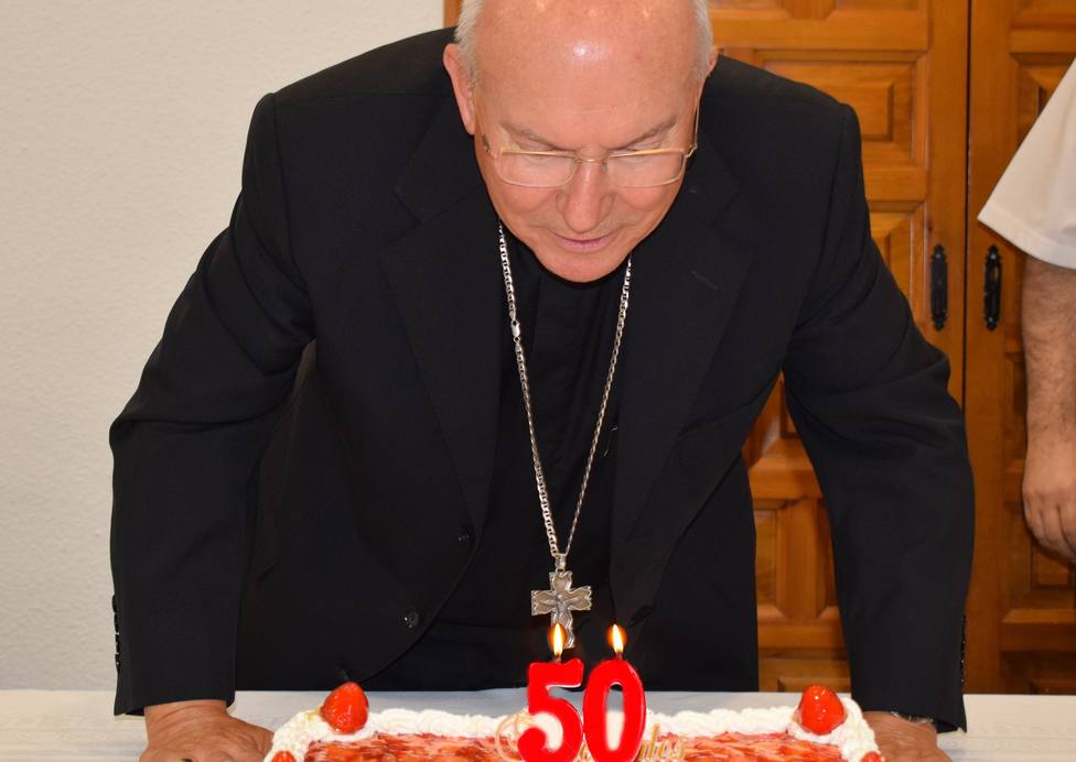 Se cumplen 50 años de la ordenación sacerdotal del Obispo de Jaén, Don Amadeo Rodríguez Magro