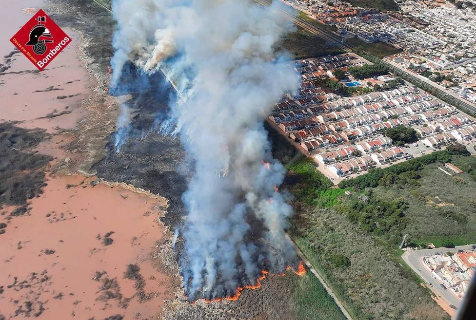 Incendio en La Mara, este sábado.
