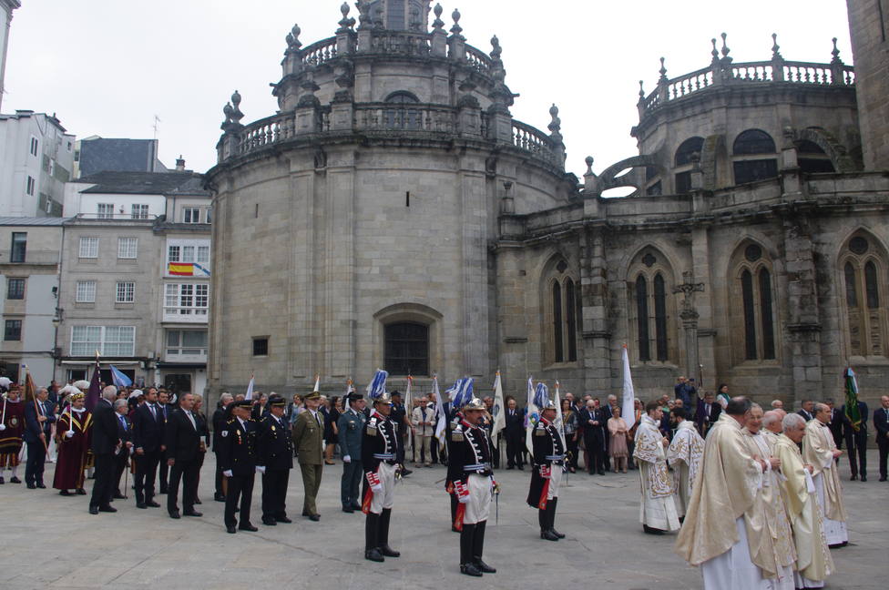 Plaza de Santa María el día de la Ofrenda del Antiguo Reino de Galicia