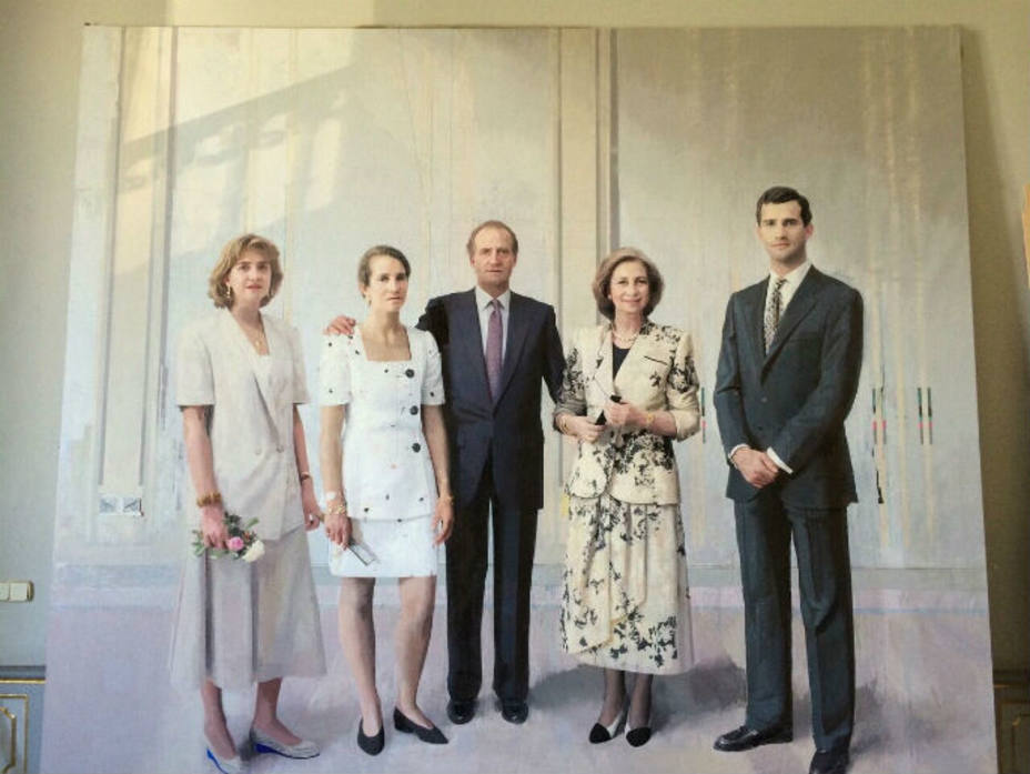 Este es el cuadro de la Familia Real que Antonio López ha tardado en terminar 20 años.