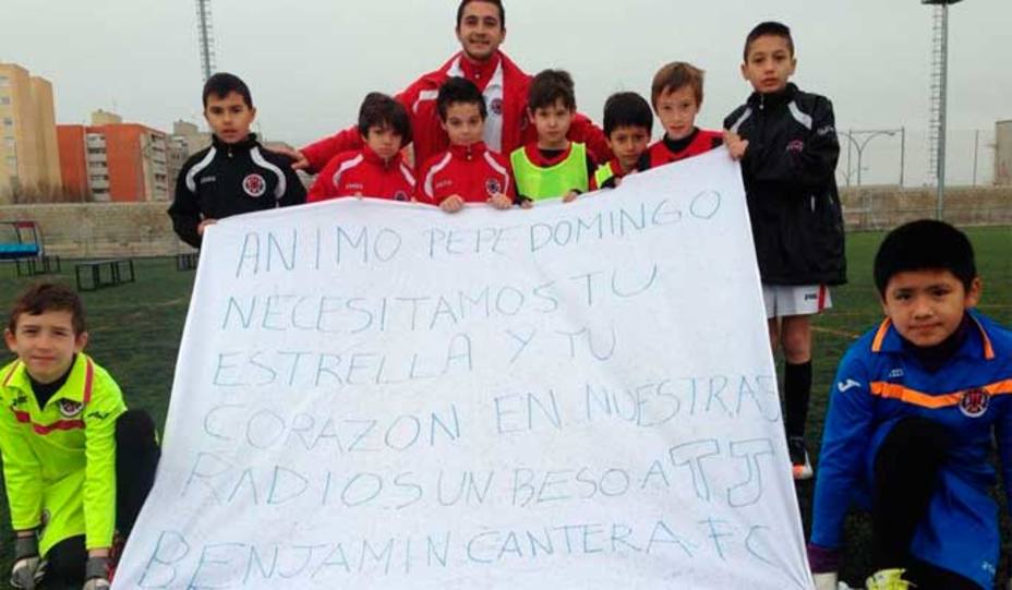 El Cantera FC homenaje a Pepe Domingo