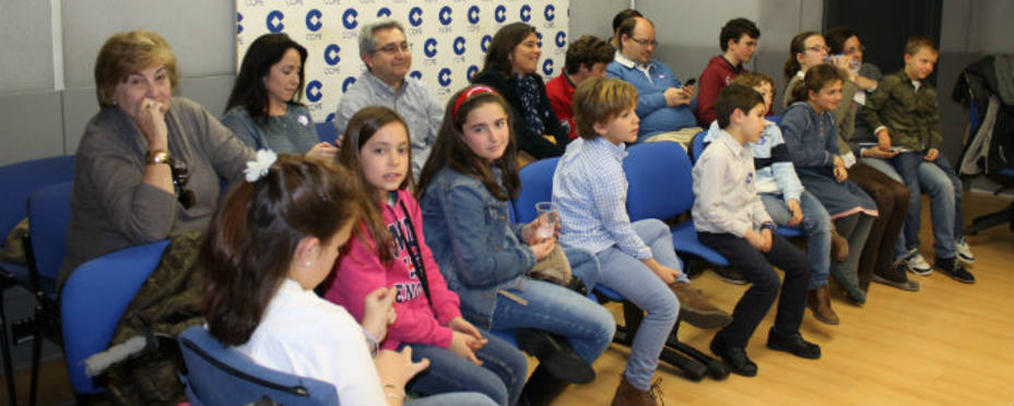 Muchos niños no se han querido perder la entrevista de Jorge Blass en La Mañana